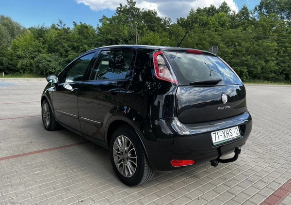 Fiat Punto Evo cena 16900 przebieg: 260000, rok produkcji 2012 z Zwoleń małe 106